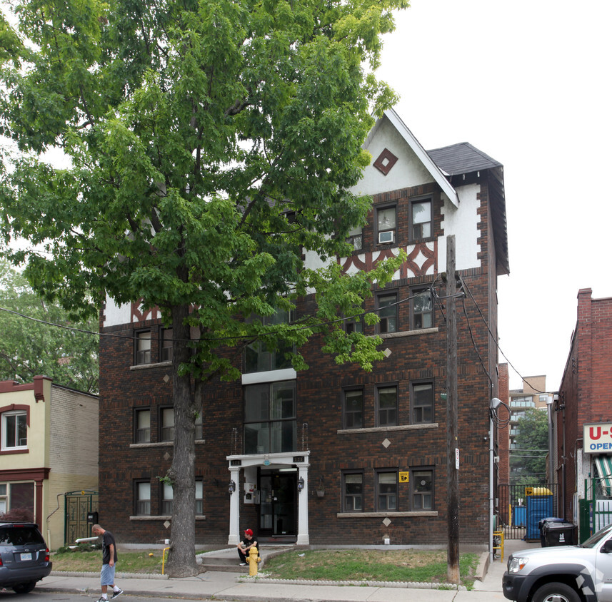 Primary Photo - 125 Vaughan Rd