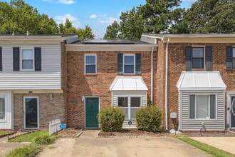 Building Photo - 3454 Waltham Cir
