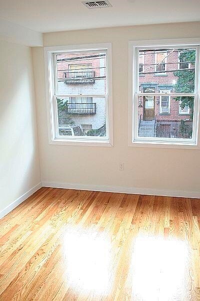 Foto del edificio - 219 Willow Ave