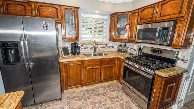 Foto del edificio - 1403 Cherry Creek Ct