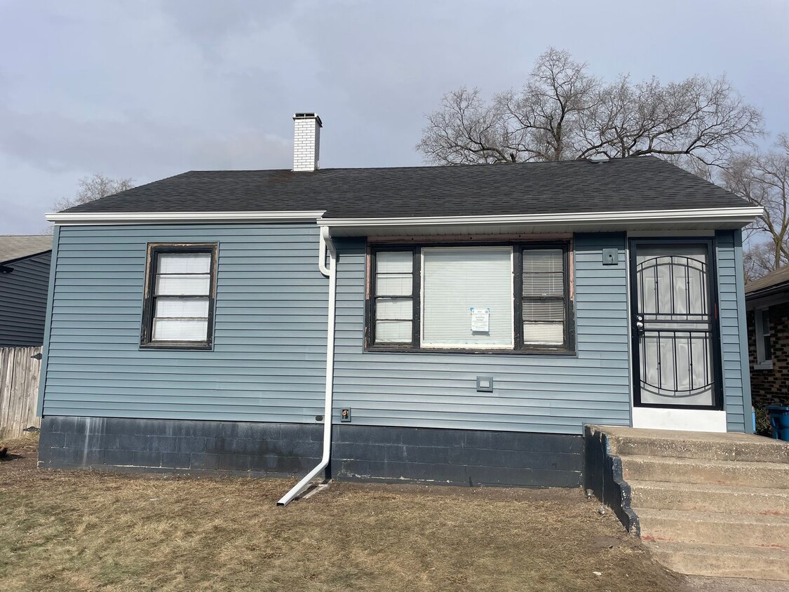 Foto principal - 2BD/1BA Home In Gary IN