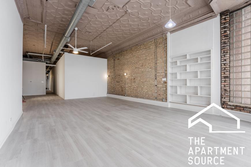 Foto principal - 4 bedroom in Chicago IL 60647