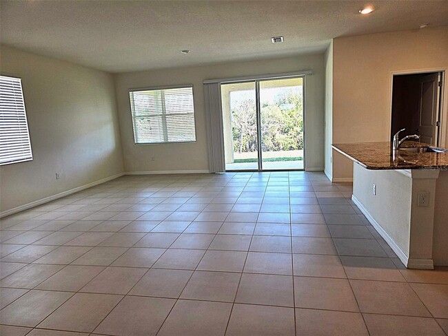 Building Photo - 3908 Mossy Limb Ct