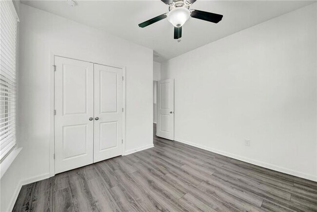 Foto del edificio - 4795 Bellehurst Ln