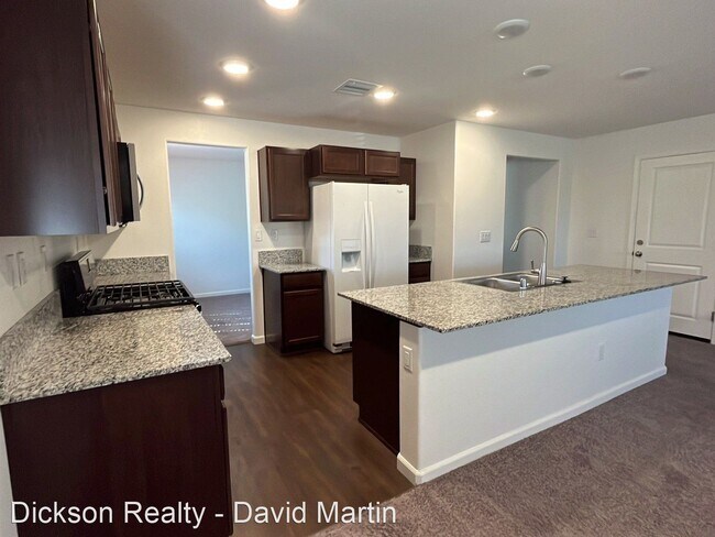Foto del edificio - 3 br, 2 bath House - 698 Valmy Drive