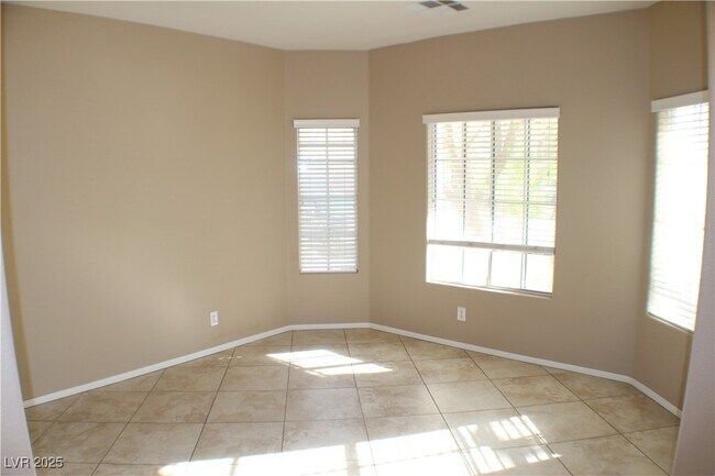 Building Photo - 5524 Markley Ave