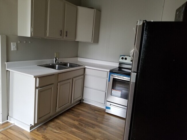 Foto del edificio - Cute and Cozy 2 Bedroom House