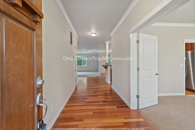 Foto del edificio - Luxurious Living with Ample Space and Mode...