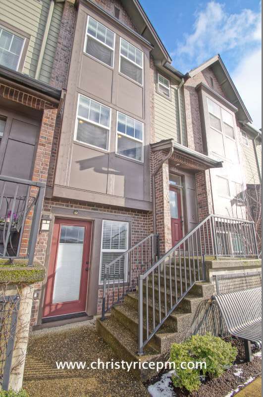 1354 Williamsburg Walk NE, Issaquah, WA 98029 Townhome Rentals in