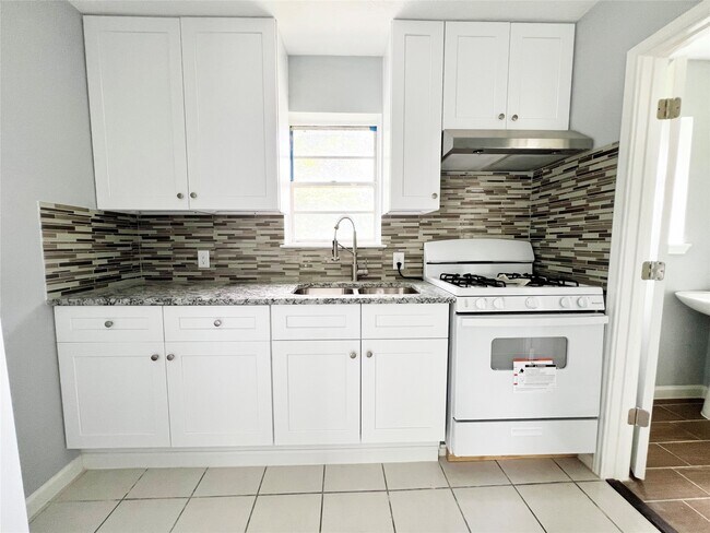 Foto del edificio - 103 Cosmos St