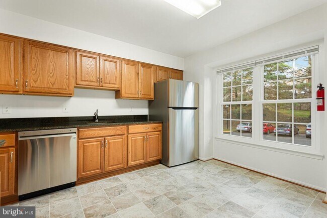 Building Photo - 7708 Asterella Ct