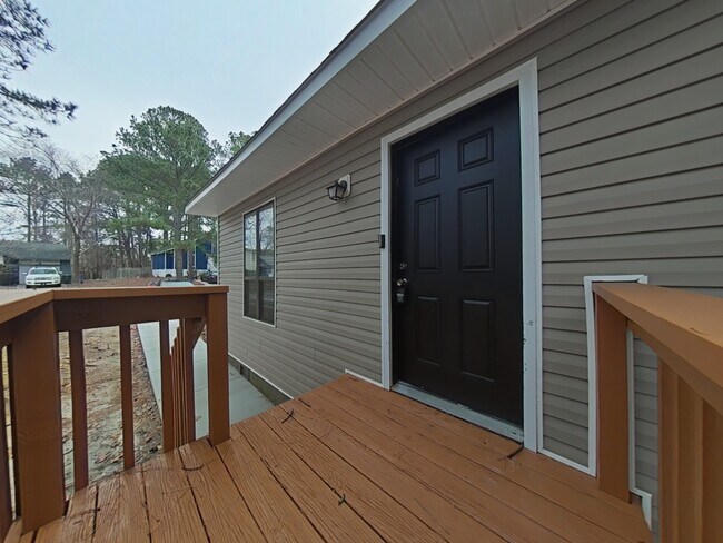 Foto del edificio - 857 Danish Dr