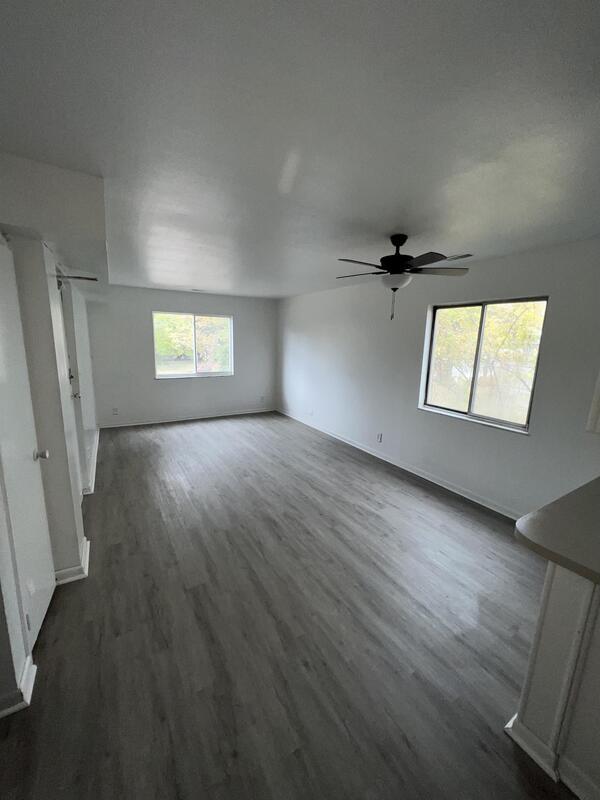 Foto del edificio - 1067 Salem Ave