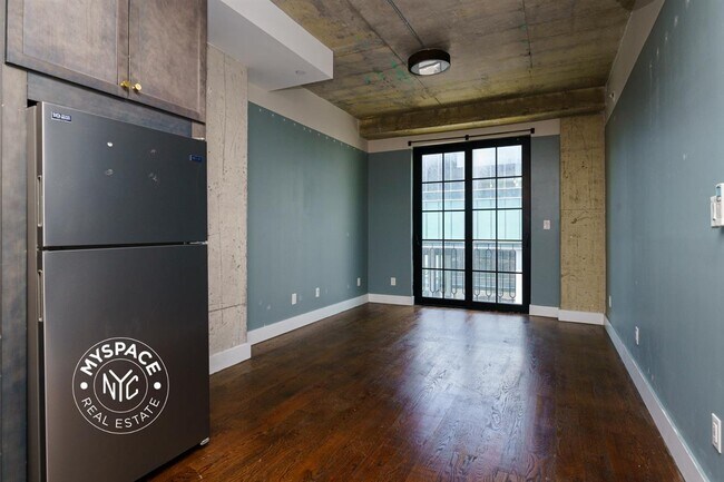 Foto del edificio - 187 Kent Ave