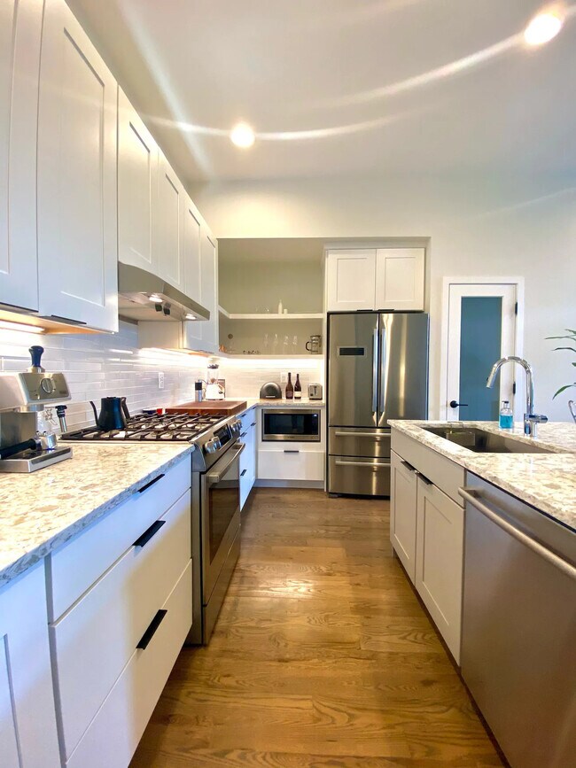 Kitchen - 2345 Decatur St