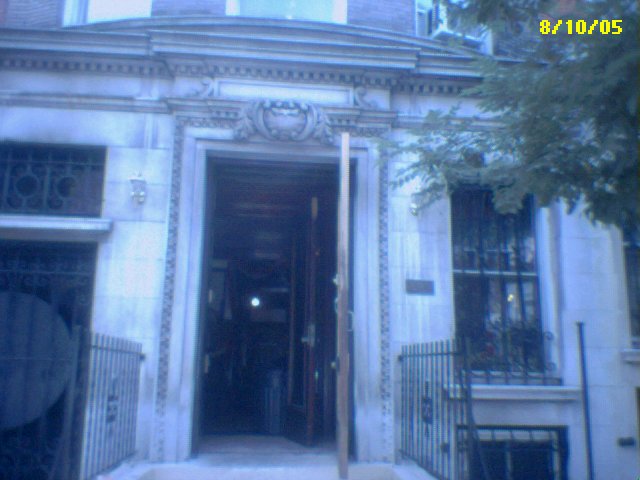 entrance - 472 W 141st St