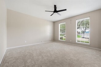 Building Photo - 3711 Slocom Dr