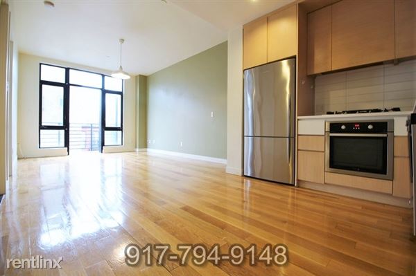 Building Photo - 554 Lafayette Ave