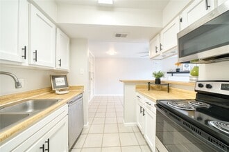 Building Photo - 6001 Reims Rd