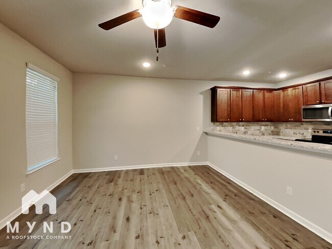 Foto del edificio - 8370 Douglass Trail