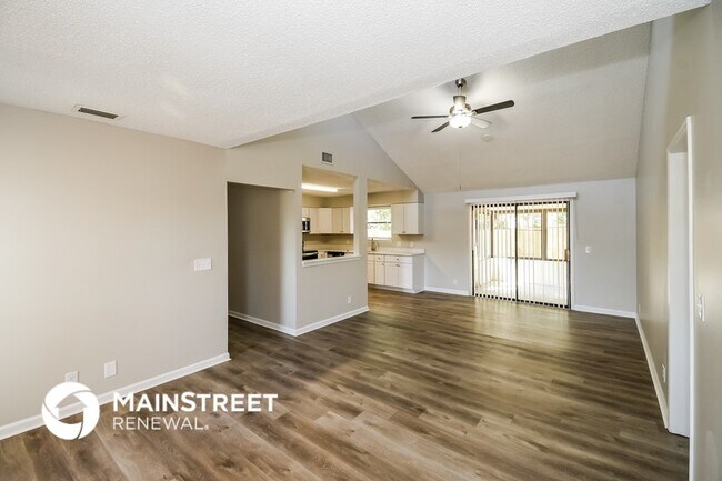 Building Photo - 8219 Crosswind Rd