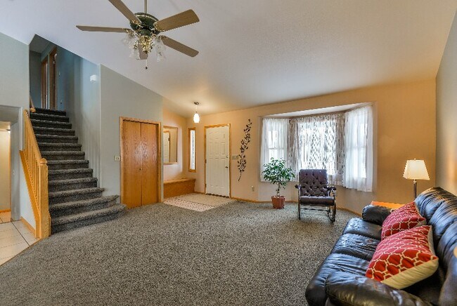 Building Photo - 4335 Brookstone Ct
