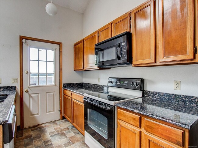 Building Photo - 8336 W 87th Dr