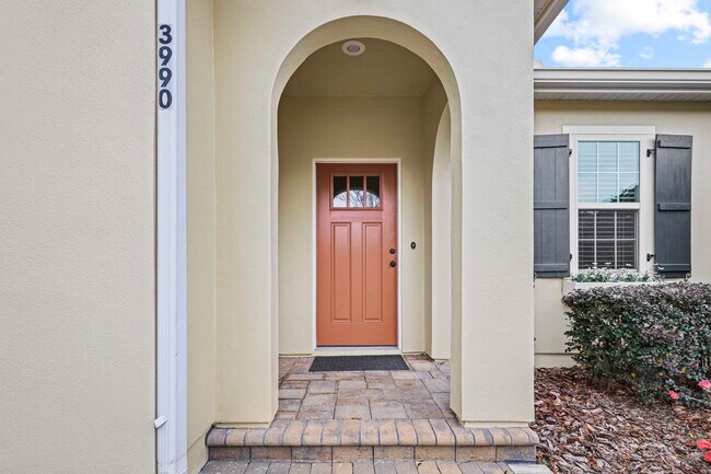 Building Photo - A Sunlit Custom Yellow Cottage in Greystone - Where Comfort Lives!