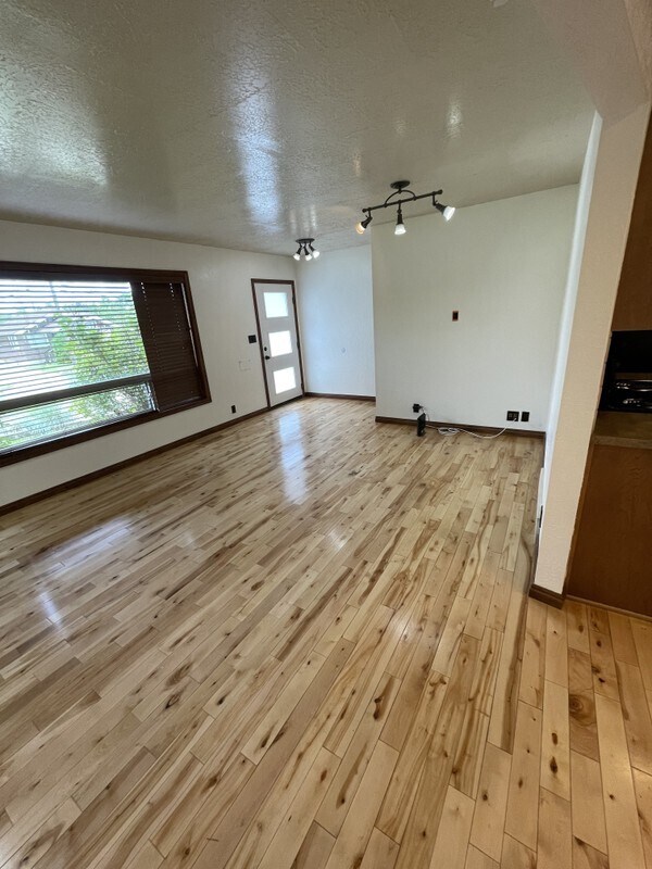 Foto del edificio - 582 E 4400 S