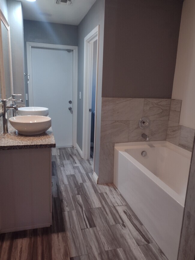 Building Photo - 4617 Cory Pl