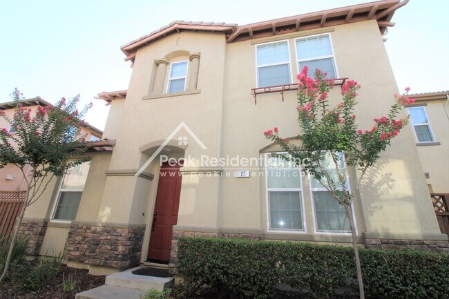 Building Photo - 3 br, 3 bath House - 77 Sluice Way