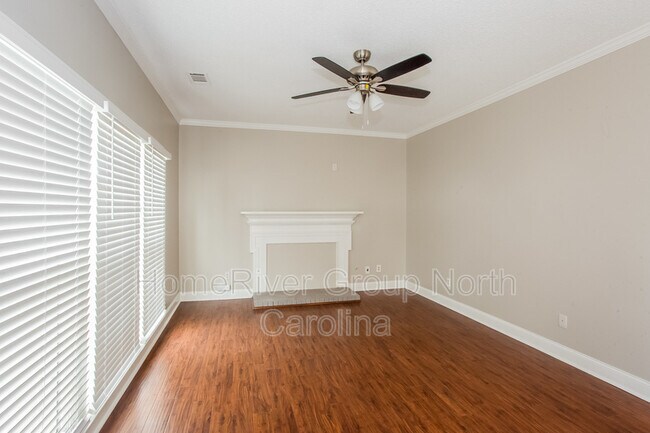 Building Photo - 7437 Monbrison Cir