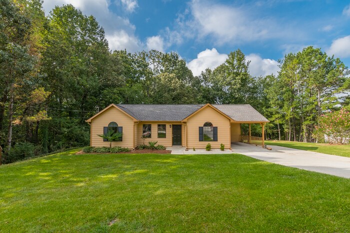 Move-in ready Spacious 3 bedroom 2 bath - Move-in ready Spacious 3 bedroom 2 bath