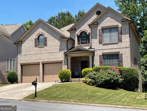 Building Photo - 608 Maple Grove Way