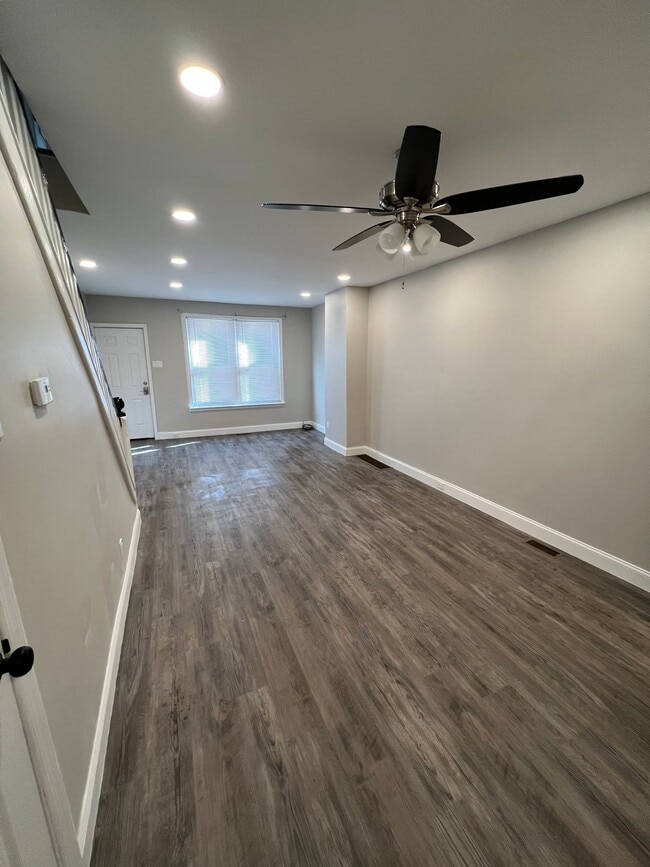 Photo - 1530 S Bailey St House