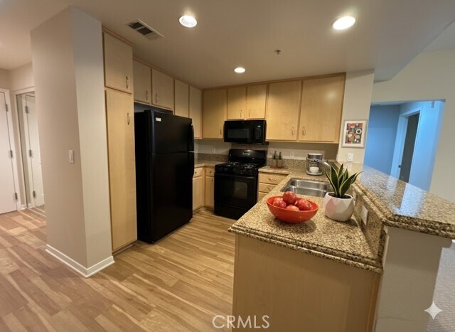 Foto del edificio - 160 S Hudson Ave