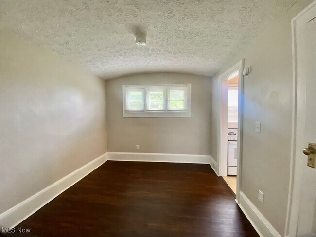 Foto del edificio - 161 Walnut Terrace