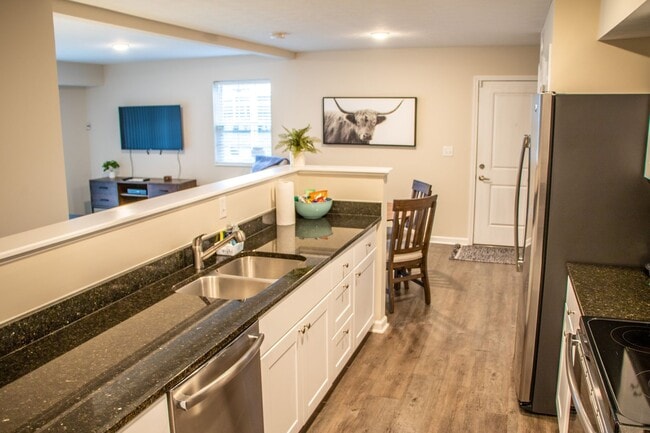 Interior Photo - The Square at Latham Park