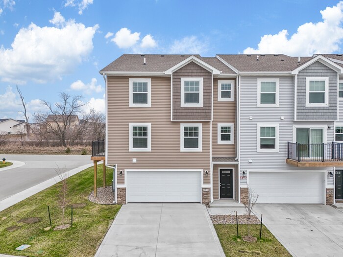 Foto principal - 2609 NW Lois Ln