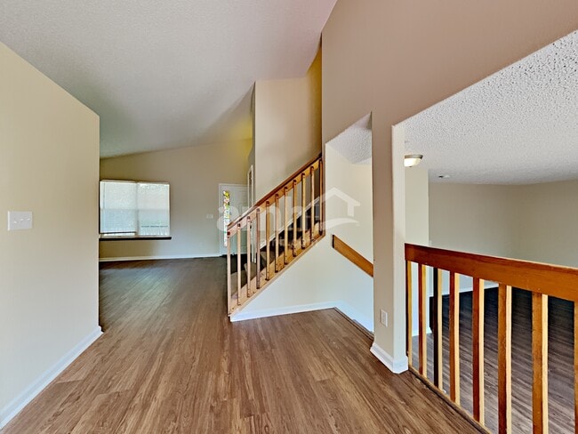 Foto del edificio - 13373 Mariposa Ct