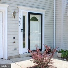 Building Photo - 1502 Deep Gorge Ct