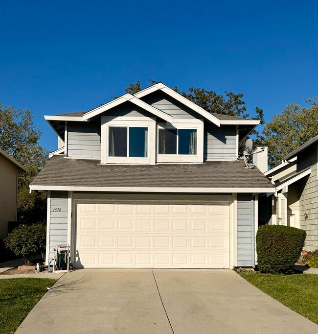 Building Photo - 1676 Lederer Cir