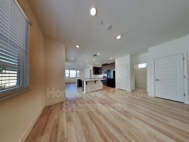 Building Photo - 8201 Colt Wy