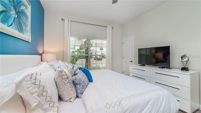 Building Photo - 1593 Moon Valley Dr