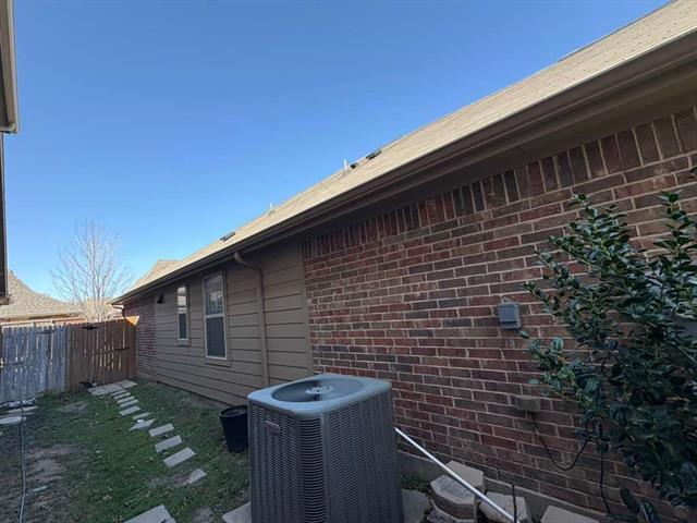 Foto del edificio - 16413 Stillhouse Hollow Ct