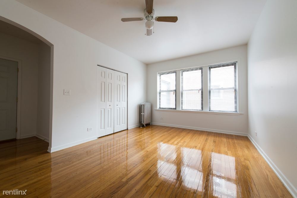 Primary Photo - 2 br, 1 bath Apartment - 8148 S Ingleside Ave