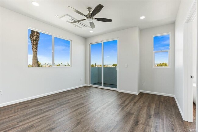 Foto del edificio - 136 W 48th St