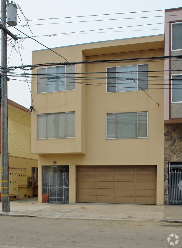 Building Photo - 1473 48th Ave