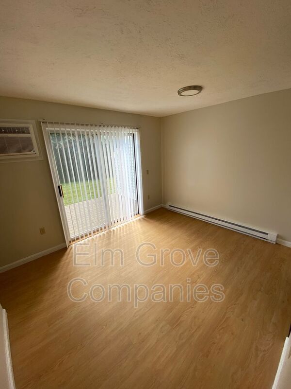 Foto del edificio - 17 Indian Brook Cir