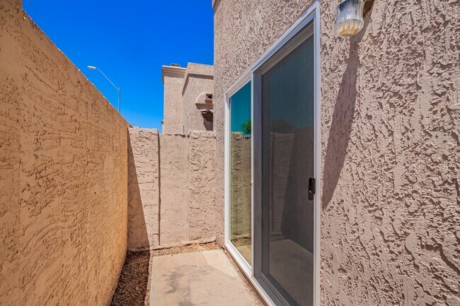 Foto del edificio - Home for rent in Scottsdale!